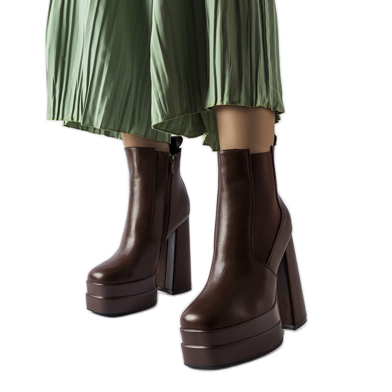 Inna Ruskeat korkokengät Copertinolta