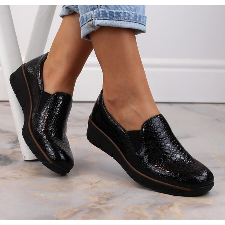 Mukavat Rieker kengät W RKR166C krokotiilin musta