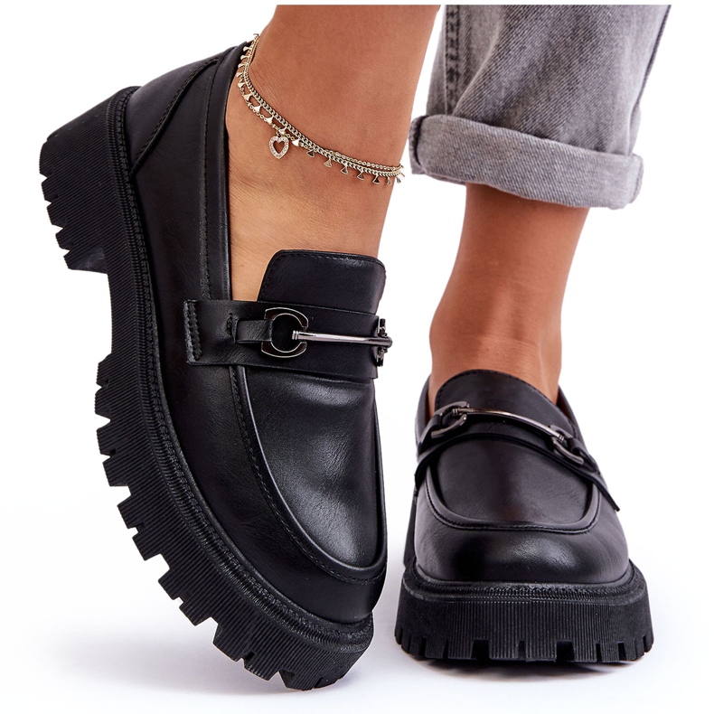 PE1 Naisten nahkaiset loaferit, mustat Detes