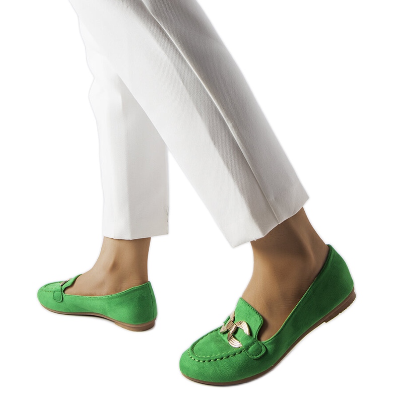 Maglianon vihreät loaferit kultaisella soljella