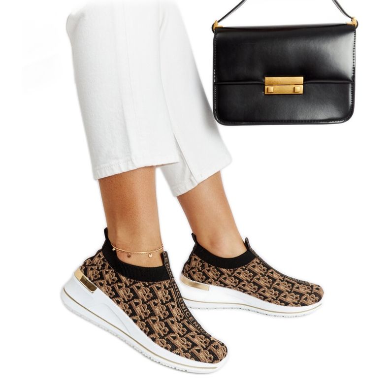 Mustat ja ruskeat Slip On Tartano -kengät