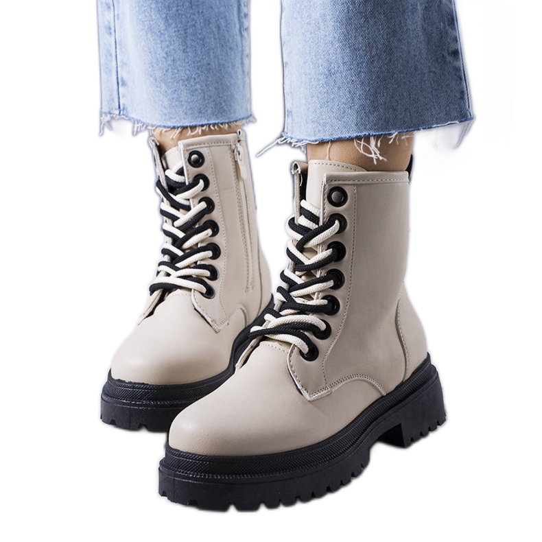 Jolenen beige-eristetyt nilkkurit