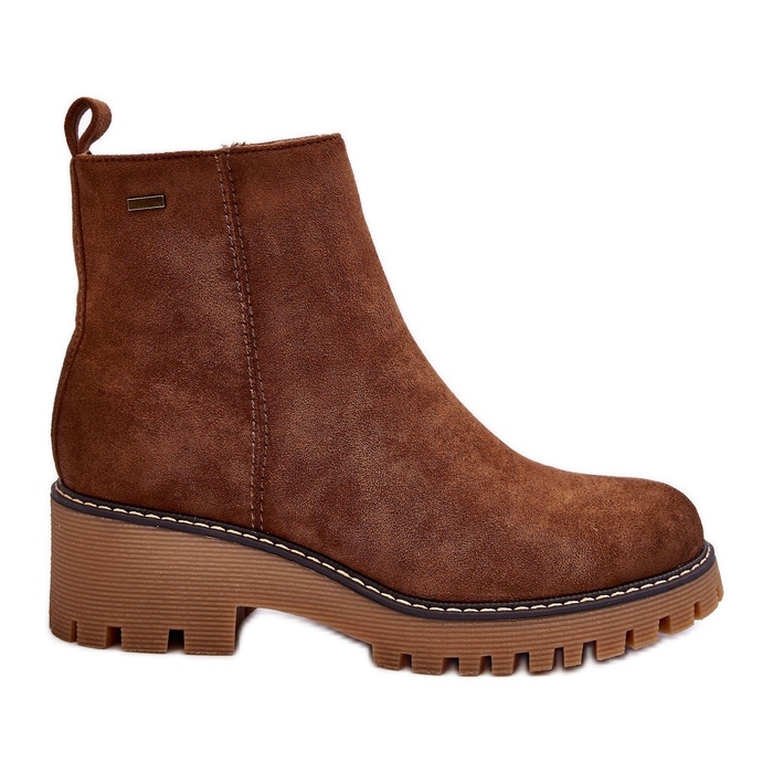 Mokkanahkaiset tasakorkoiset saappaat, eristetty, ruskea Neafgi