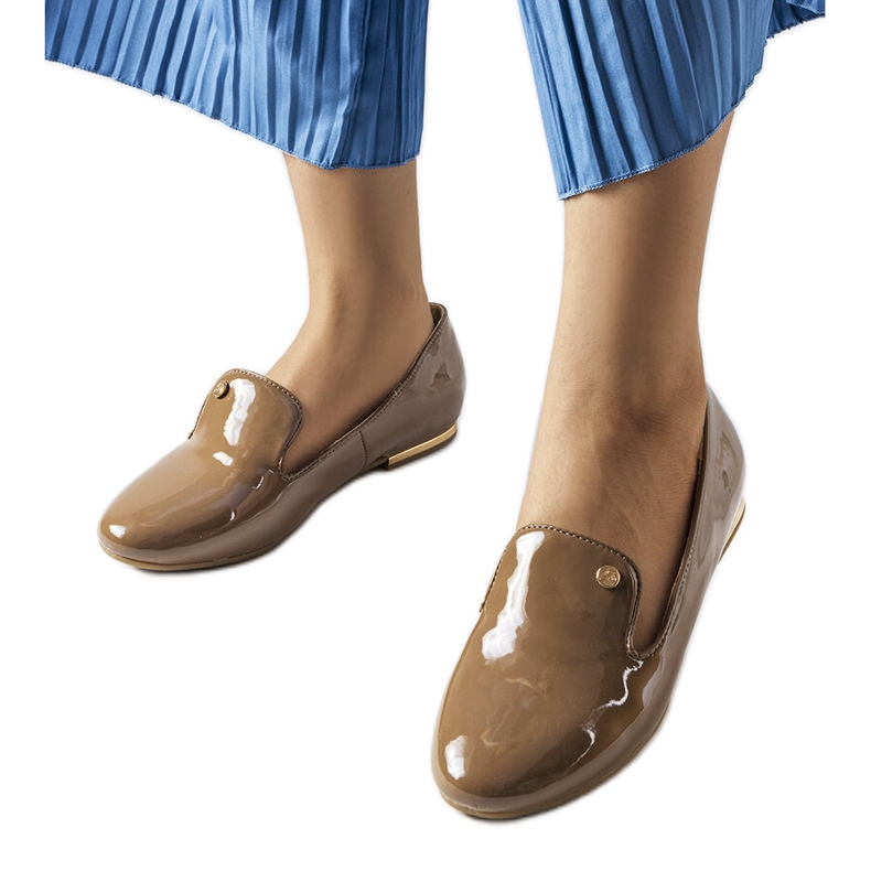 Ruskeat lakkokengät Lang