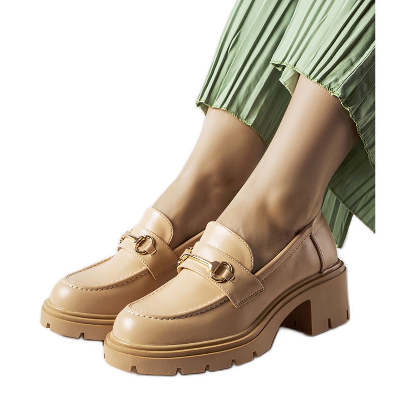 Fabrizion beige-korkokengät