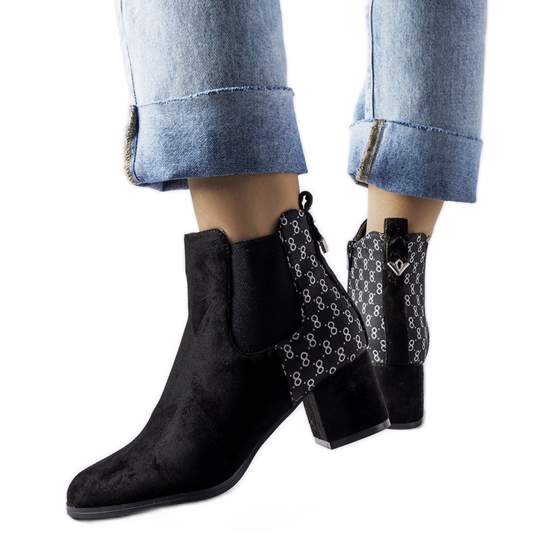 Mustat matalakorkoiset saappaat, ekologinen mokkanahka Monte