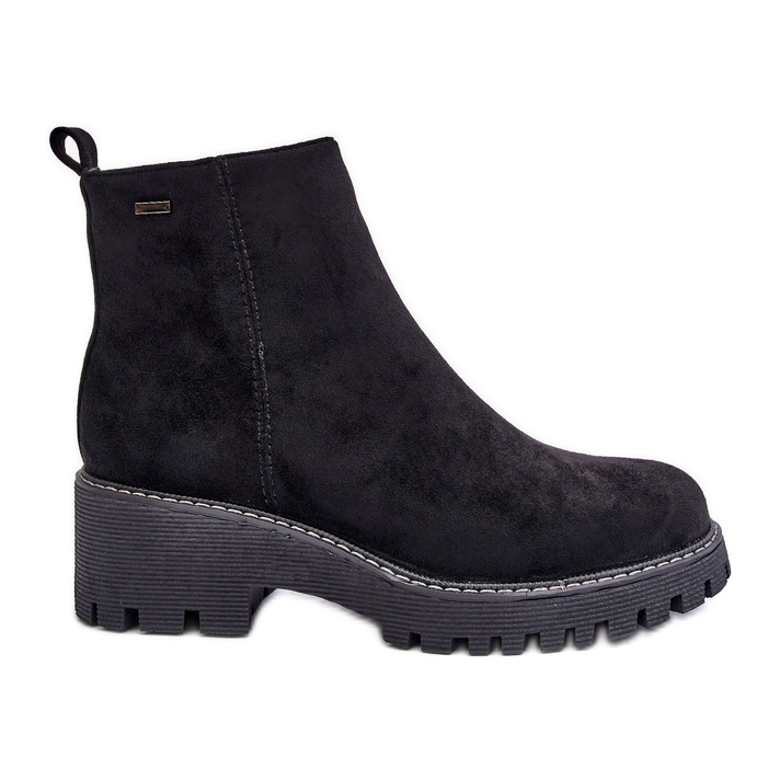 PS1 Mokkanahkaiset tasakorkoiset saappaat, eristetty, musta Neafgi