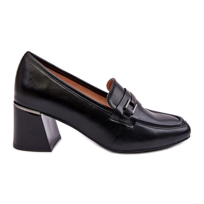 Vinceza Nahkapumput korkeakorkoisessa mustassa Idonassa