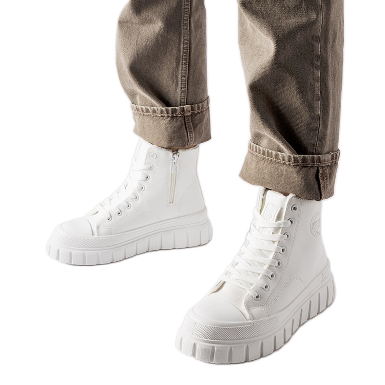 Valkoiset eristetyt tennarit Big Star MM274624 valkoinen