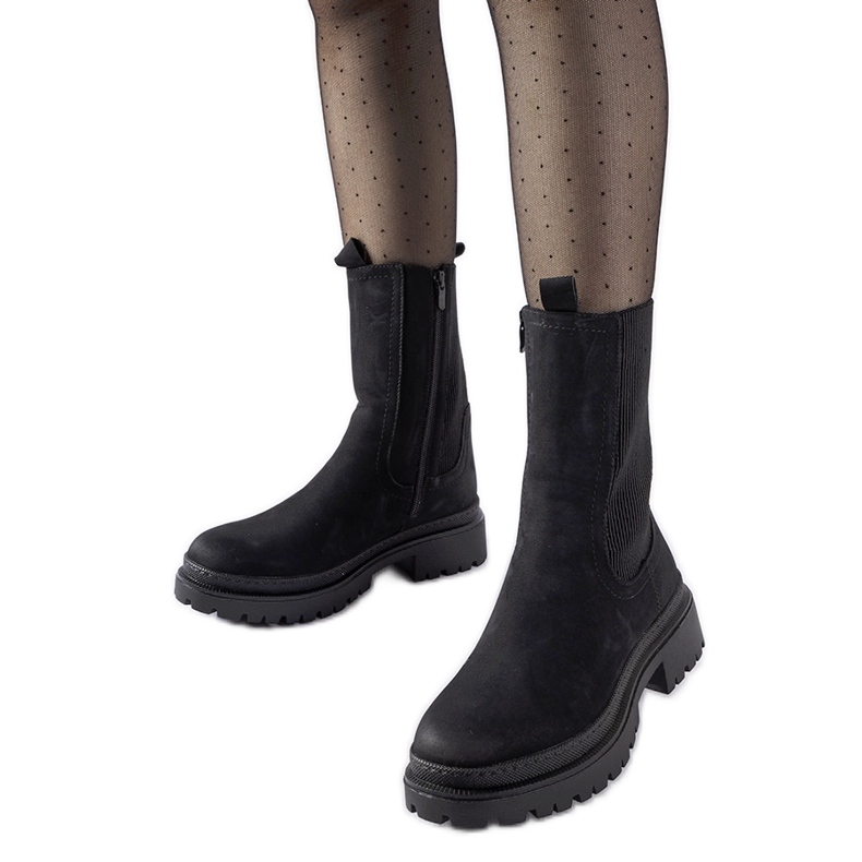 Mustat eristetyt Bernardo korkeat saappaat