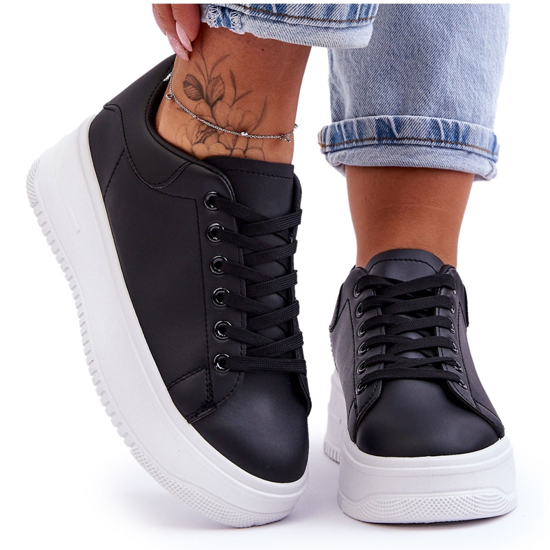 Naisten klassiset urheilukengät mustavalkoinen