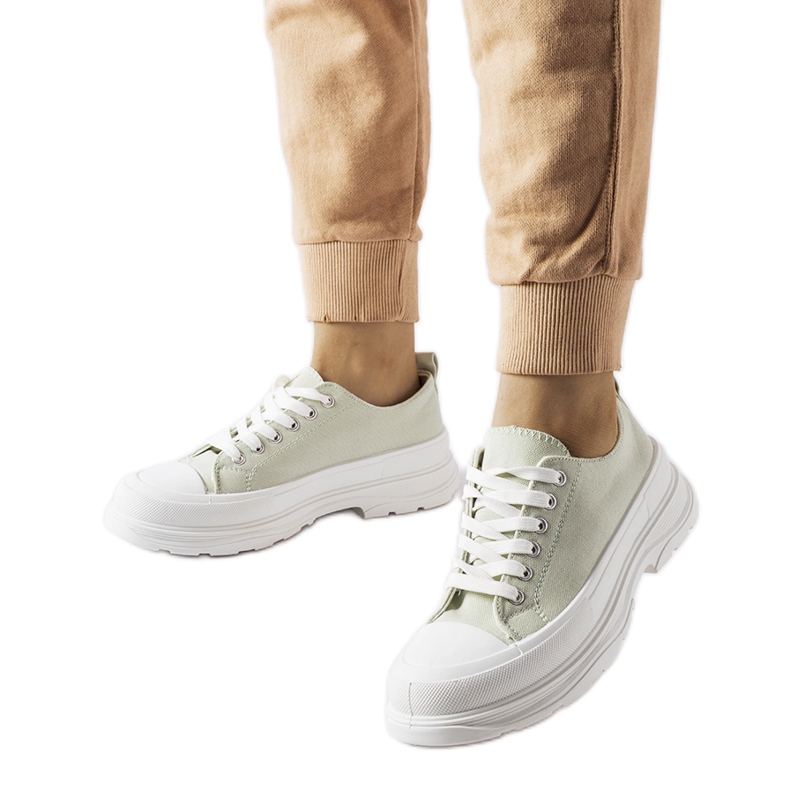 Vihreät lenkkarit, joissa urheilullinen Bettole-pohja