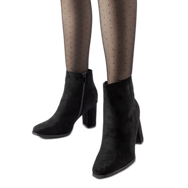 Mustat Torricellin korkeakorkoiset nilkkurit