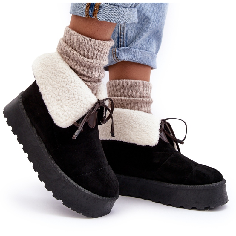 Platform lumisaappaat lampaannahkaisella turkilla, musta Olimuka