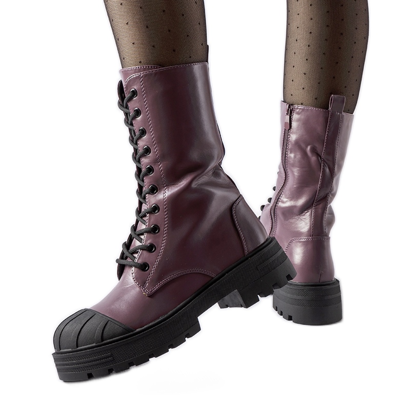 Purppura eristetyt Cardinale työntekijät violetti