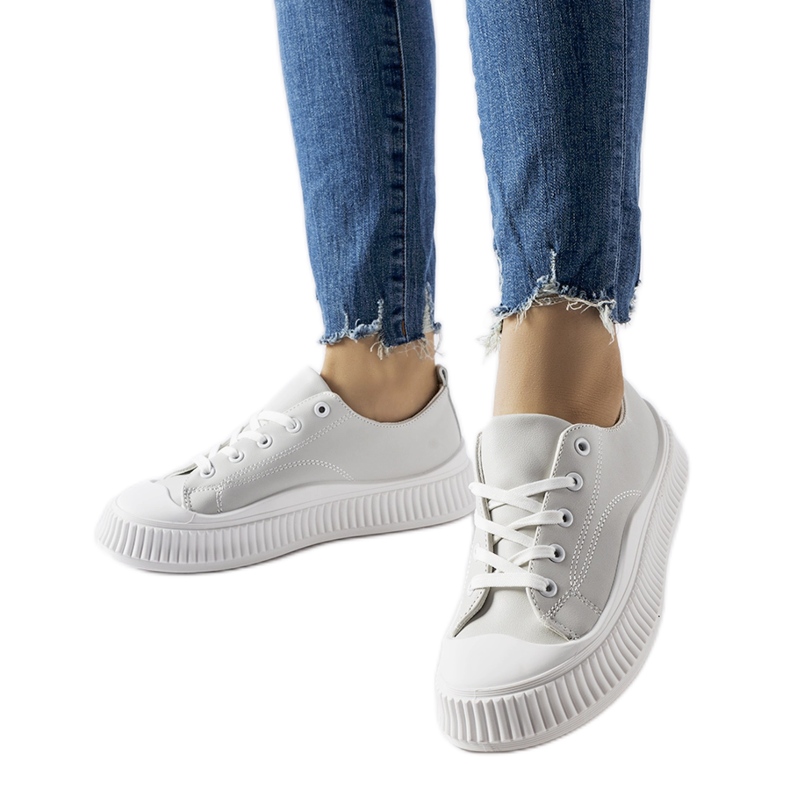 Harmaa Erbezzo alustan lenkkarit