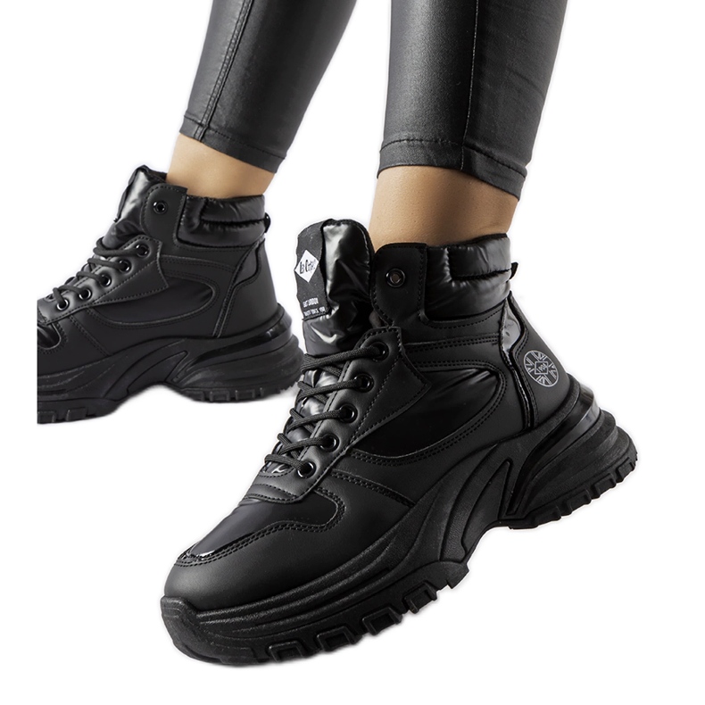 Mustat Lee Cooper LCJ-23-44-1973L saappaat