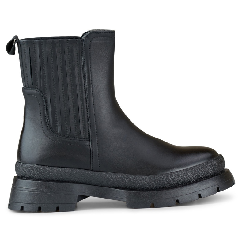 Mustat eko-nahasta valmistetut nilkkurit, joissa paksu pohja