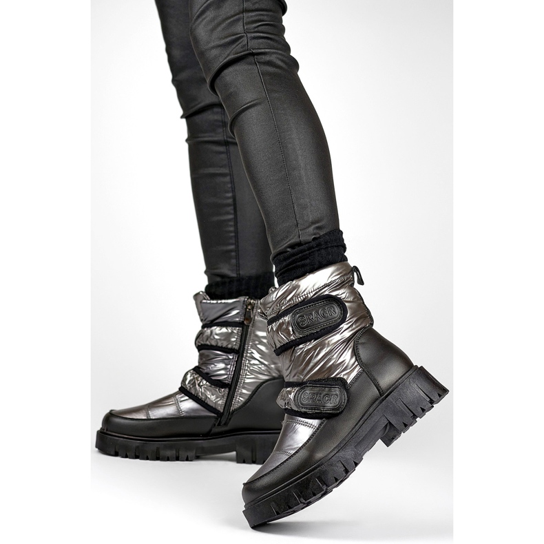 Lailan lämpimät naisten lumisaappaat tarranauhalla musta