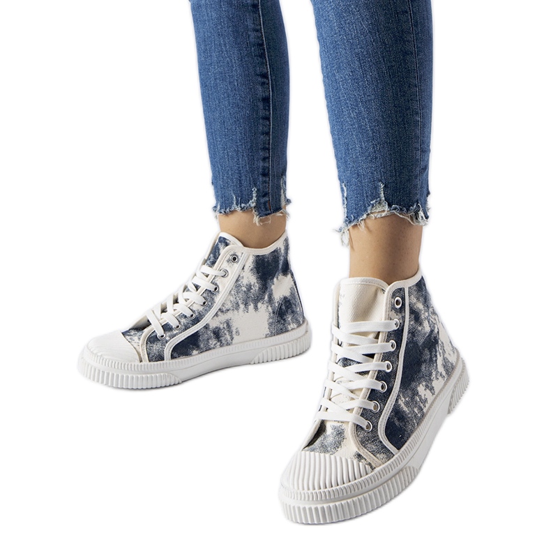 Inna Turistico tummansiniset lenkkarit, joissa hankausta sininen