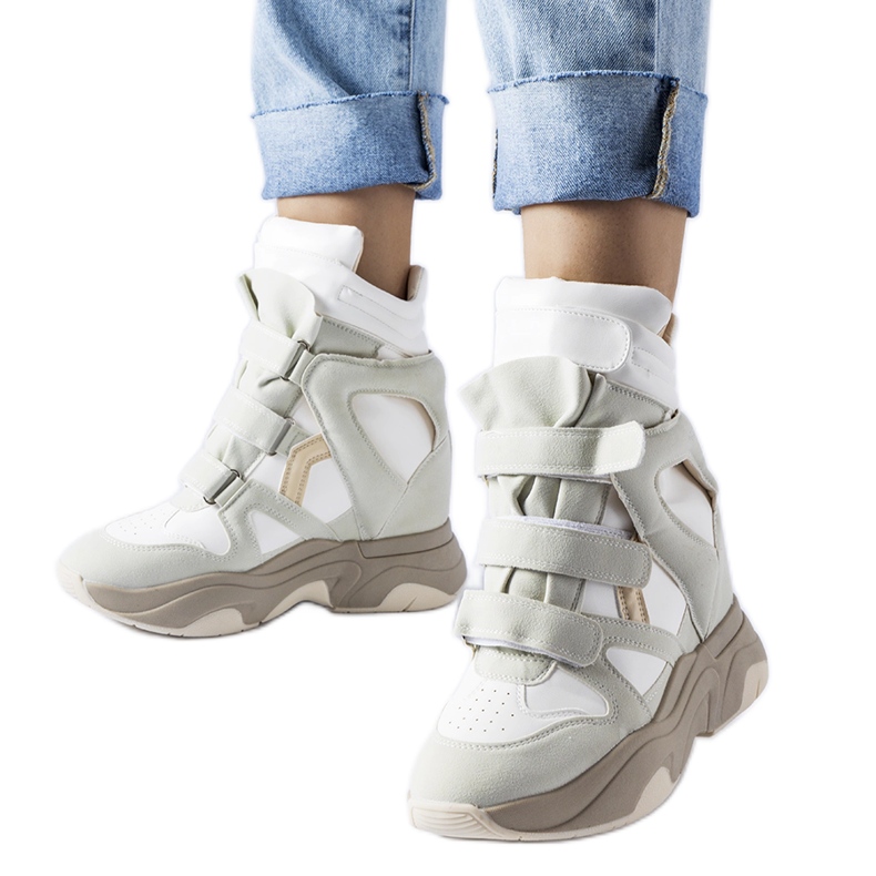 Novaresen valkoiset ja mintun kiilalenkkarit valkoinen