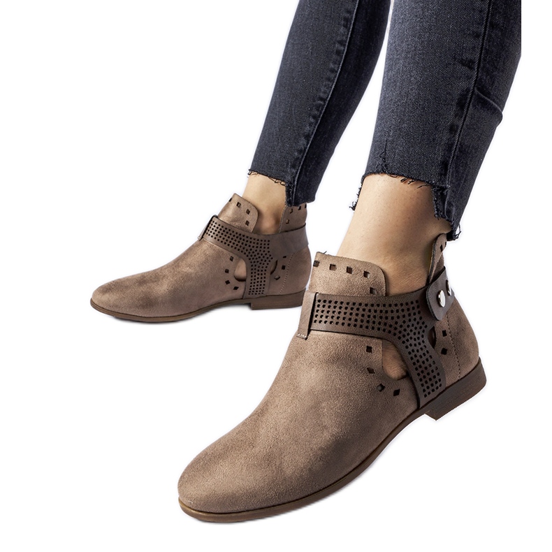 Ruskeat, harjakattoiset, matalat nilkkurit Lungodoralta beige