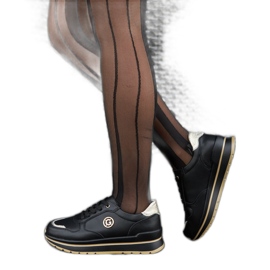 Mustat nahkakengät strassit