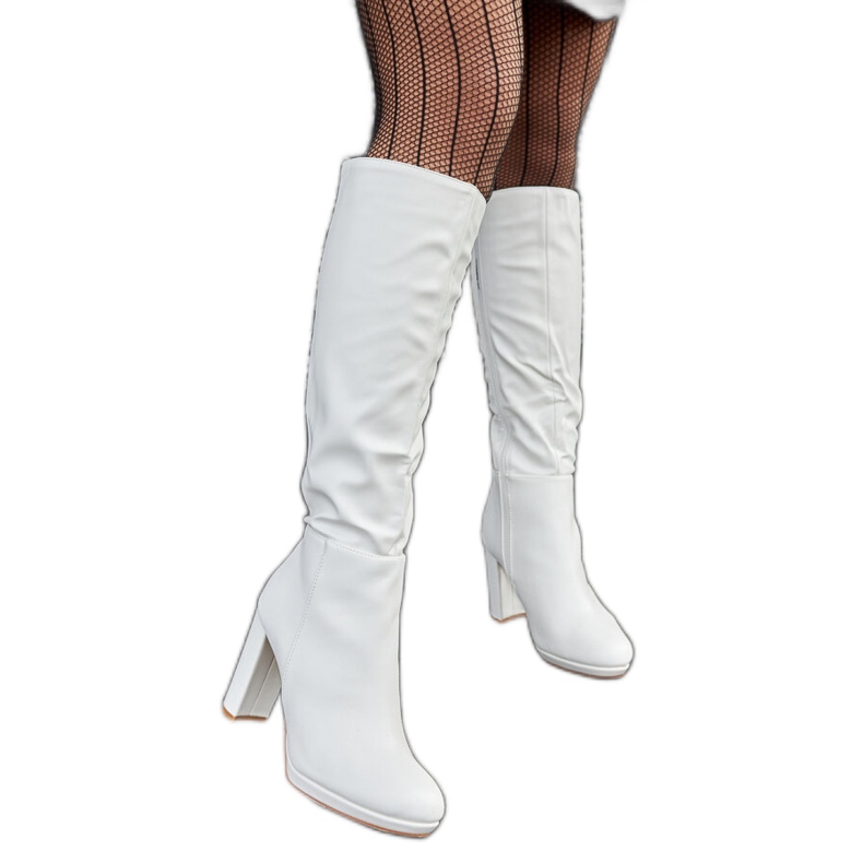 Strotherin valkoiset korkokengät valkoinen