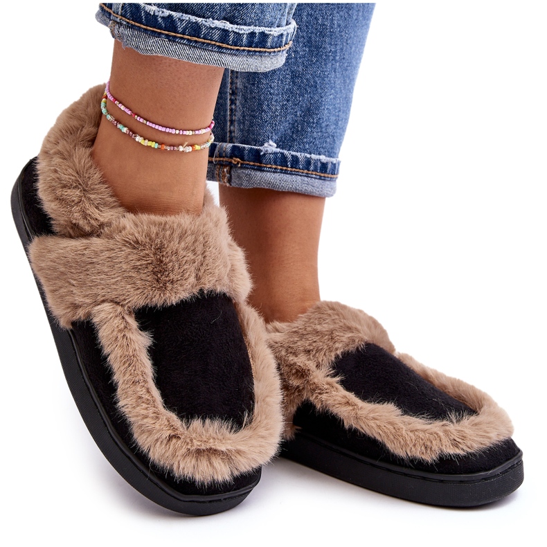 Naisten tossut turkisella Black Sailey musta