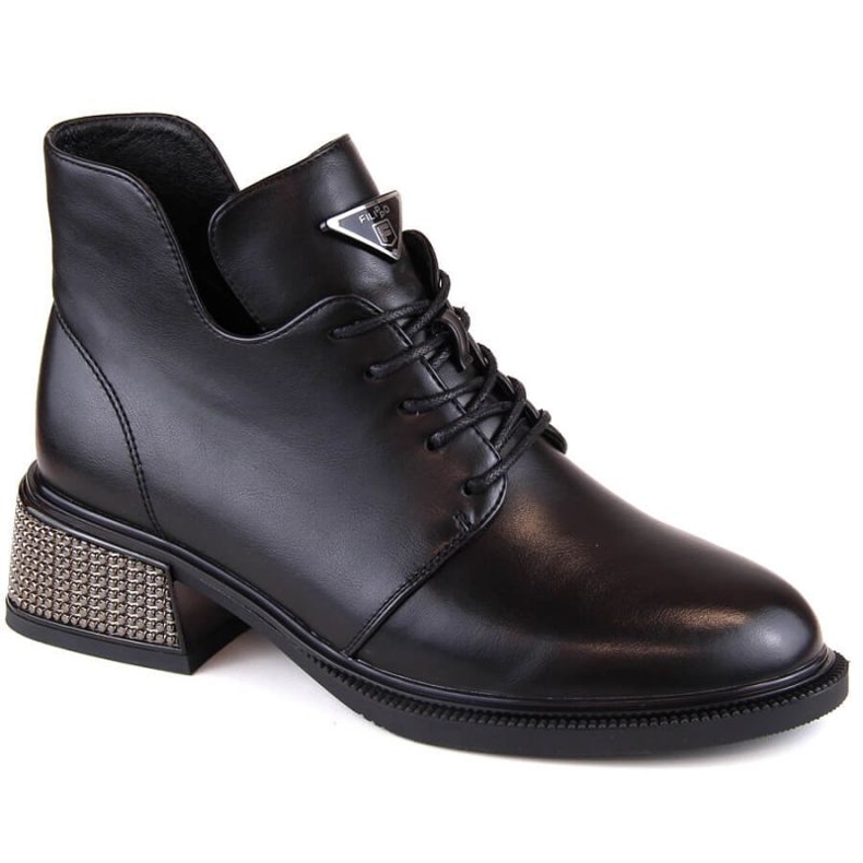 Filippo W PAW496 mustat eristetty nilkkurit, joissa koristeellinen kantapää