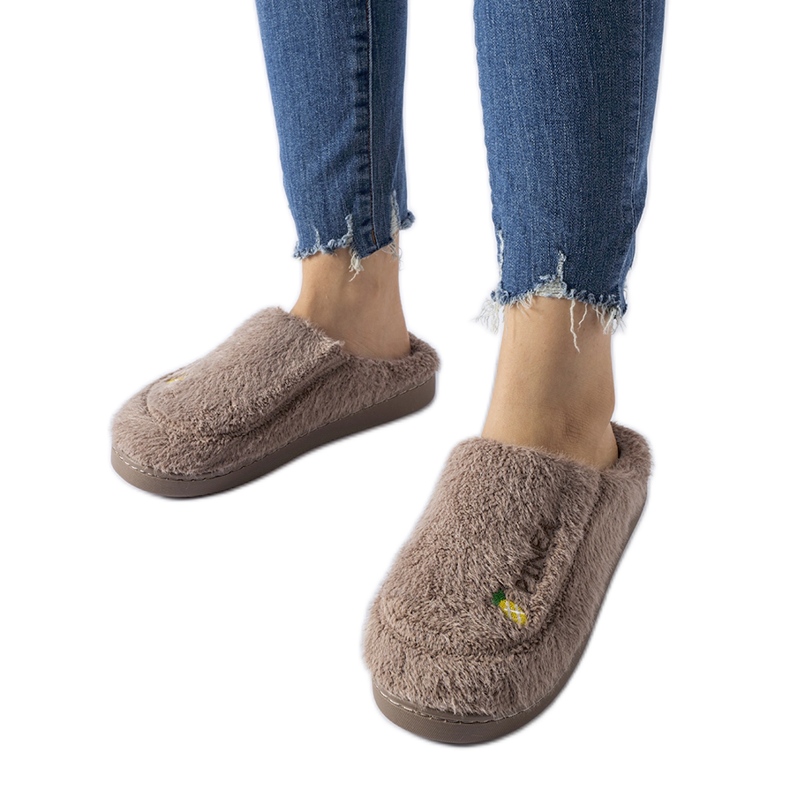 Ruskeat lämpimät Collinsville-tossut