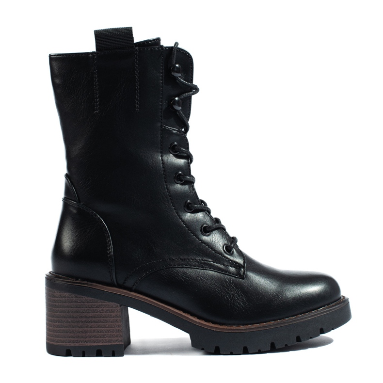 Shelovet korkeat mustat nauhalliset nilkkurit