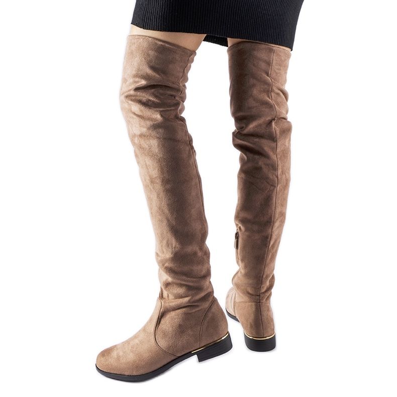 Pitkät ruskeat lämpimät eco-mokkanahka Elwira-saappaat