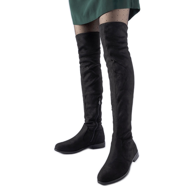 Pitkät mustat lämpimät ekologiset mokkanahkaiset Scandale-saappaat