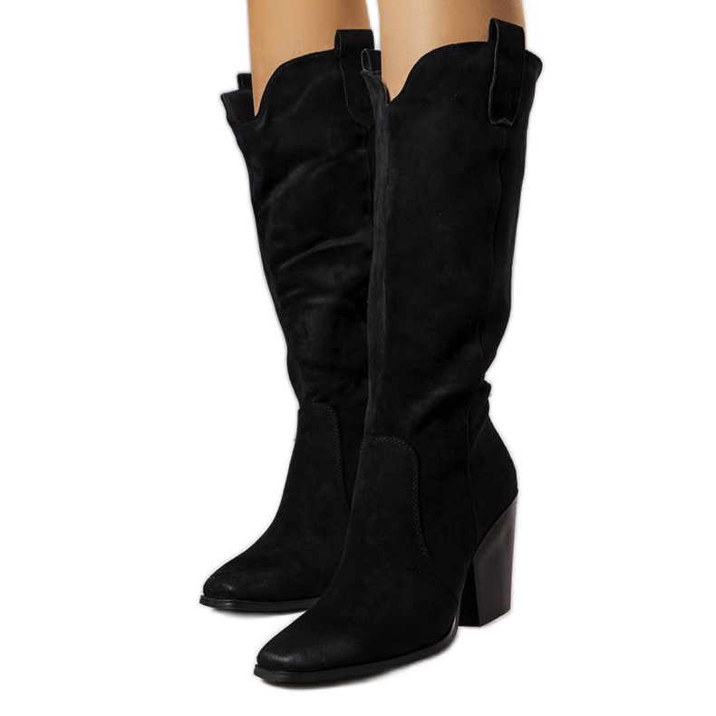 Mustat eristetyt Garre-saappaat