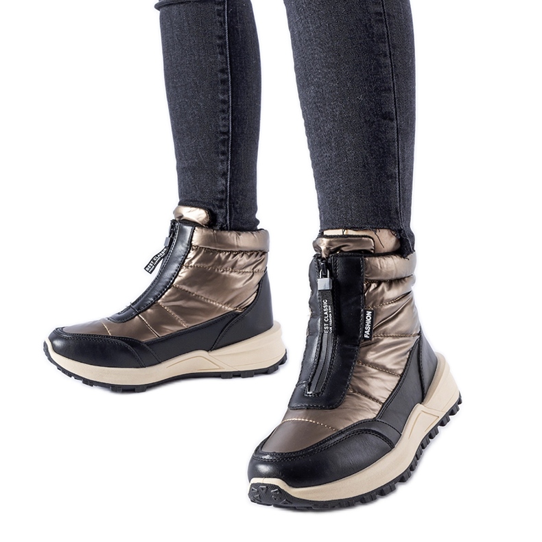 Ritterin ruskeat eristetyt lumisaappaat vetoketjulla