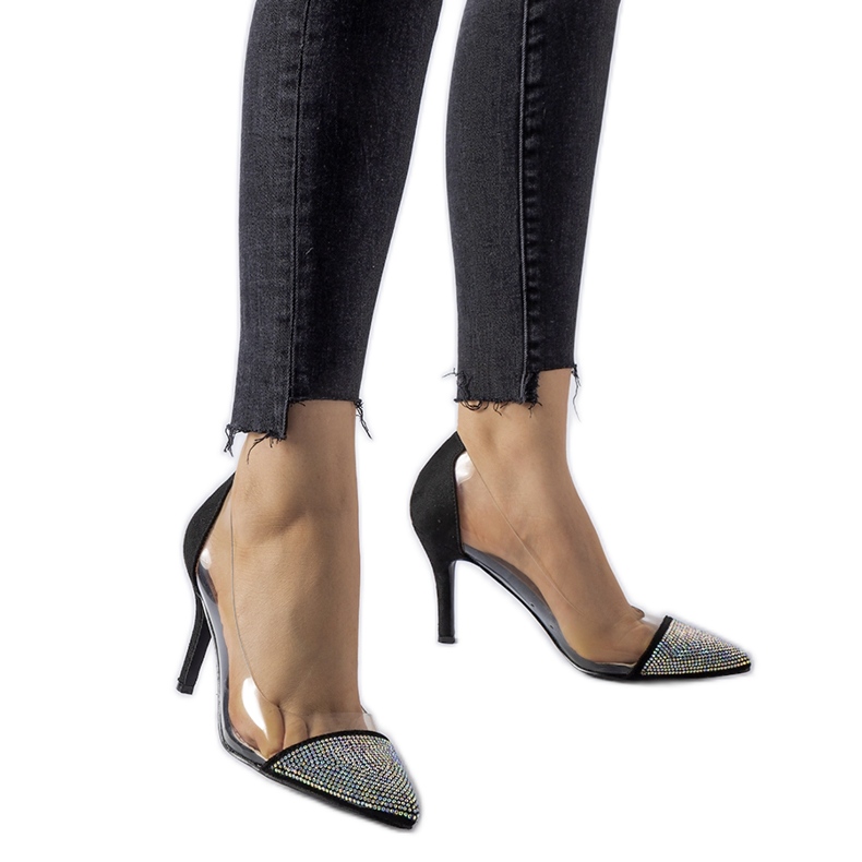 Mustat korkokengät cubic zirkonia ja Laceno-leikkaus