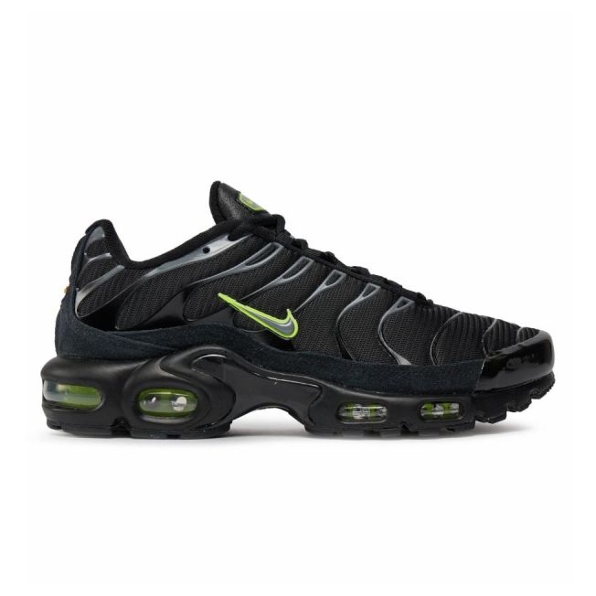 Nike Air Max Plus M FQ2381-001 kengät musta