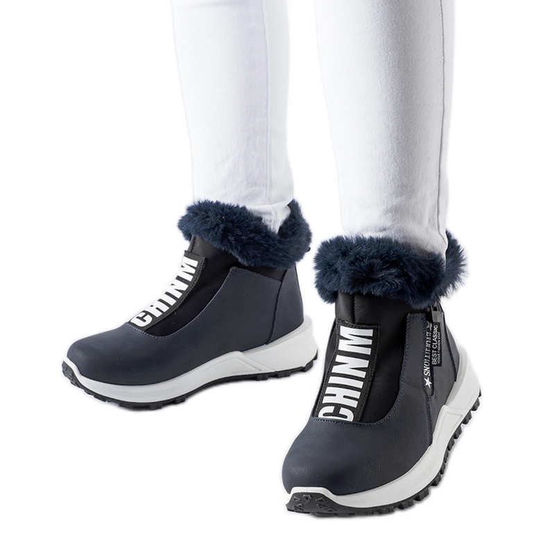 Tummansiniset eristetyt Oneglia-lenkkarit sininen