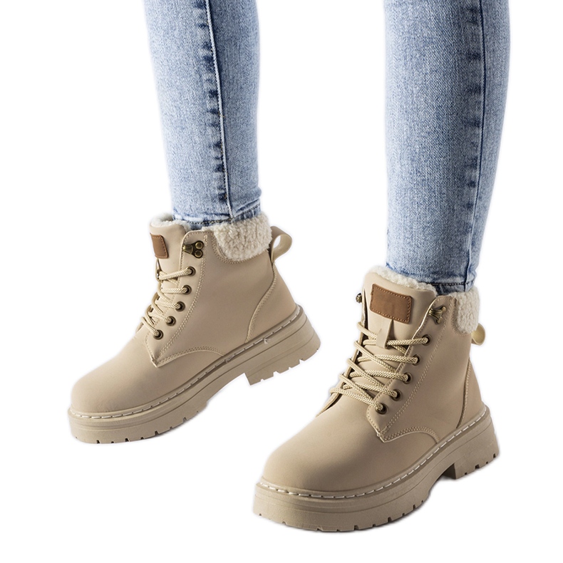 Beige eristetyt Burgondi työntekijät