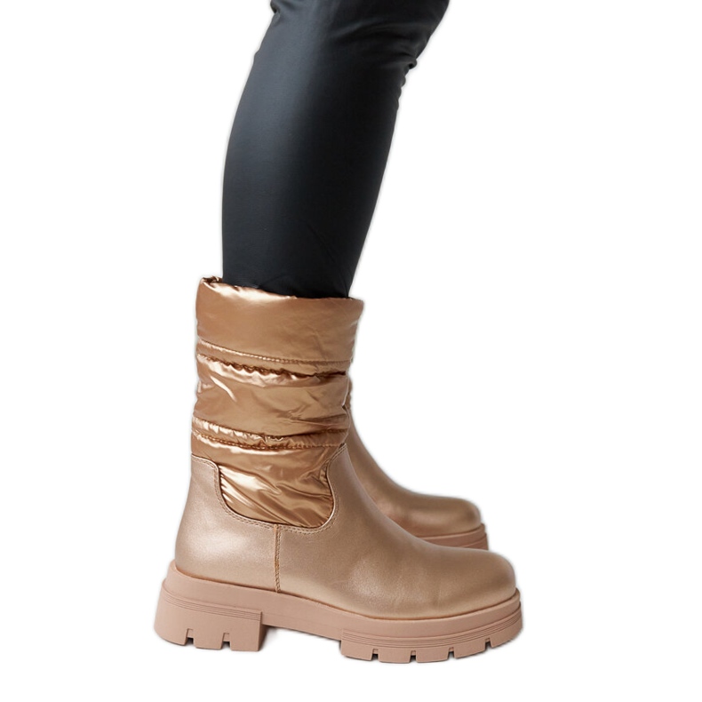 Metalliset eristetyt nilkkurit Malvaro-tikkauksella beige