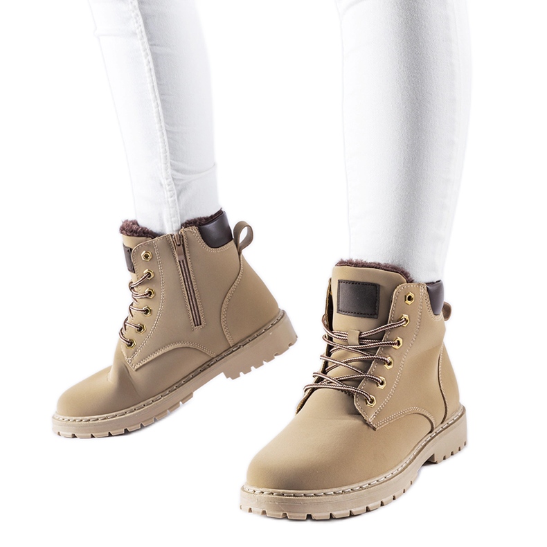 Beige eristettyjä klassisia Leonardo-työläisiä