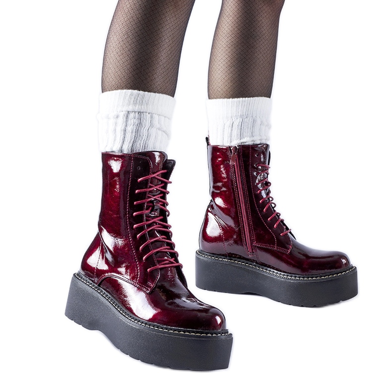 Burgundin patenttityöntekijät Leos-alustalla punainen