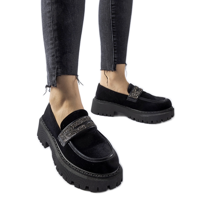 Mustat mokasiinit koristeltu Longuelo strassit