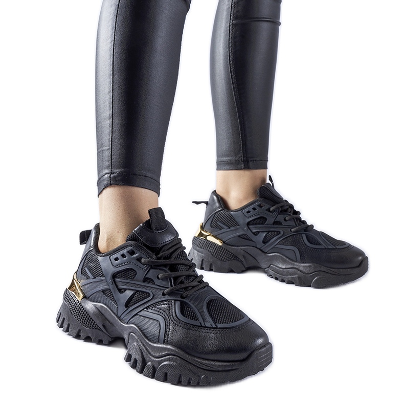 Cislago mustat urheilulenkkarit