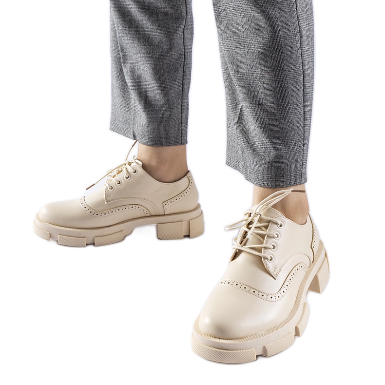 Beiget nauhalliset Piazzetta-kengät