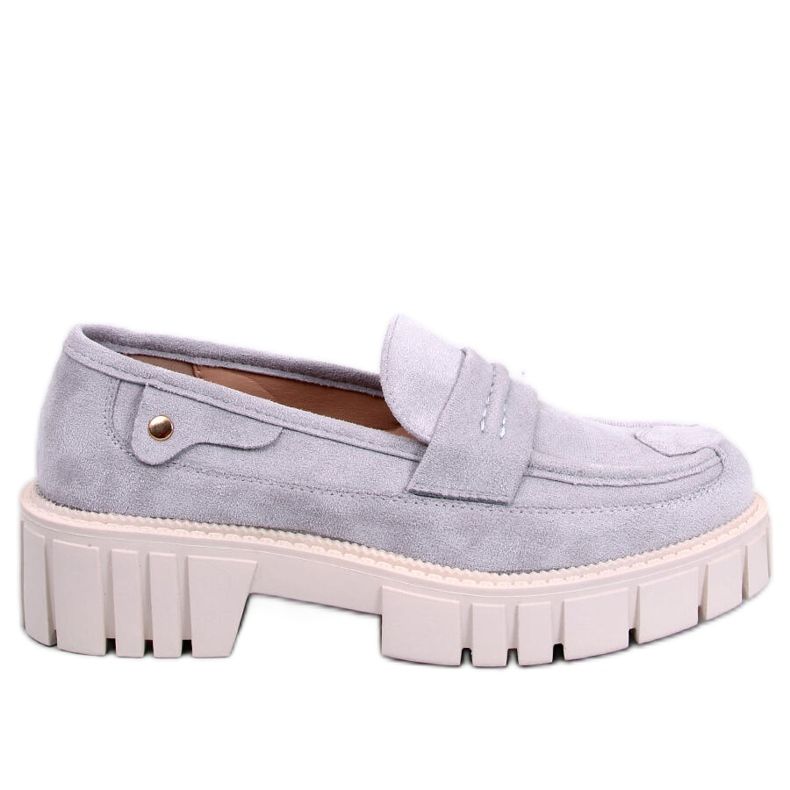 Chandra L.GREY:n alustat harmaa