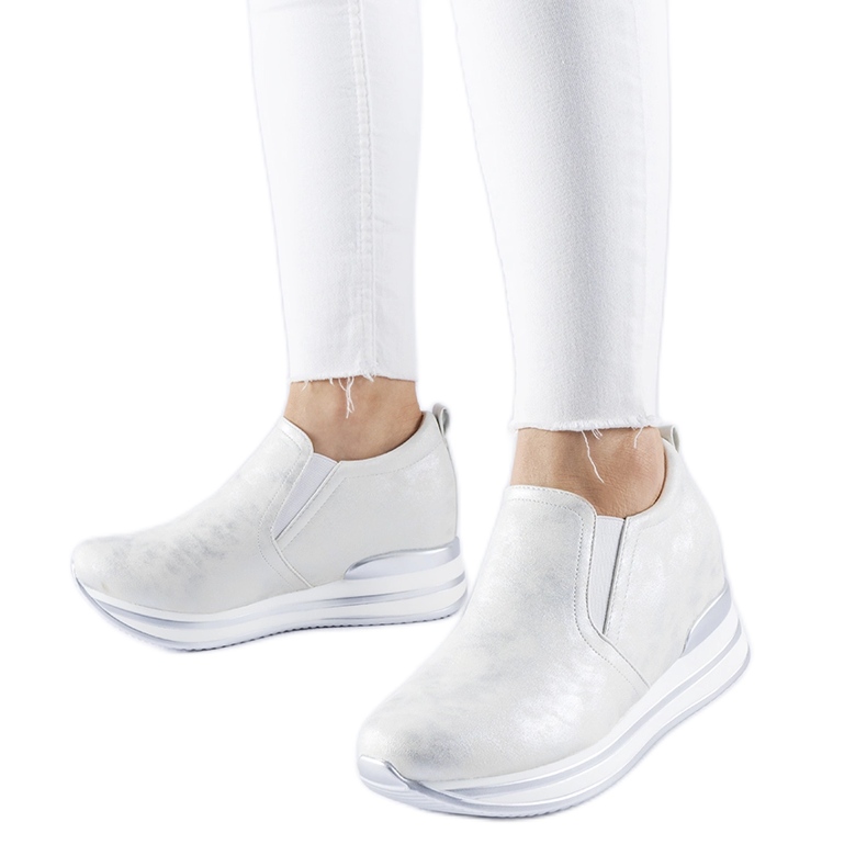 Alquippa hopeiset kiilalenkkarit hopea