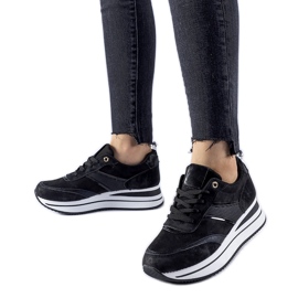 Black Nutter alustan lenkkarit musta