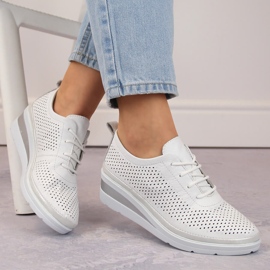 Naisten nahkaiset harjakattoiset urheilukengät, valkoinen, T.Sokolski W24-150